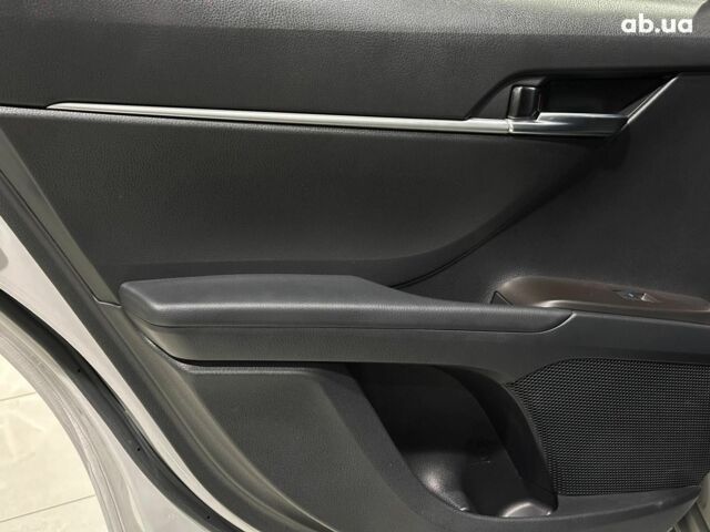 Серый Тойота Камри, объемом двигателя 2.5 л и пробегом 27 тыс. км за 27490 $, фото 18 на Automoto.ua