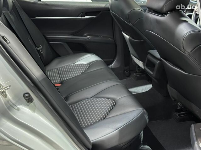 Серый Тойота Камри, объемом двигателя 2.5 л и пробегом 27 тыс. км за 27490 $, фото 19 на Automoto.ua