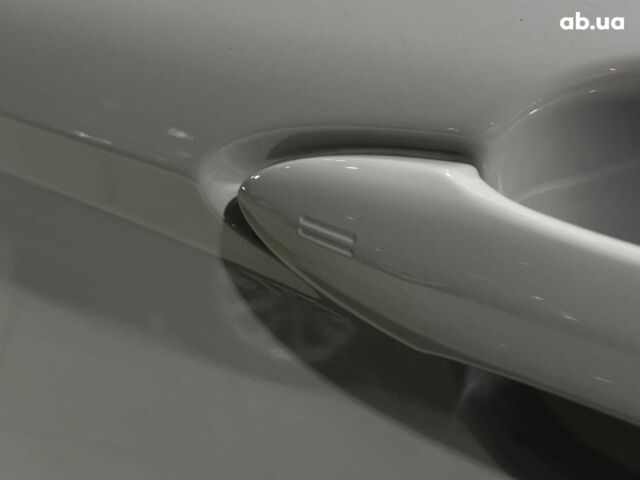 Серый Тойота Камри, объемом двигателя 2.5 л и пробегом 27 тыс. км за 27490 $, фото 8 на Automoto.ua