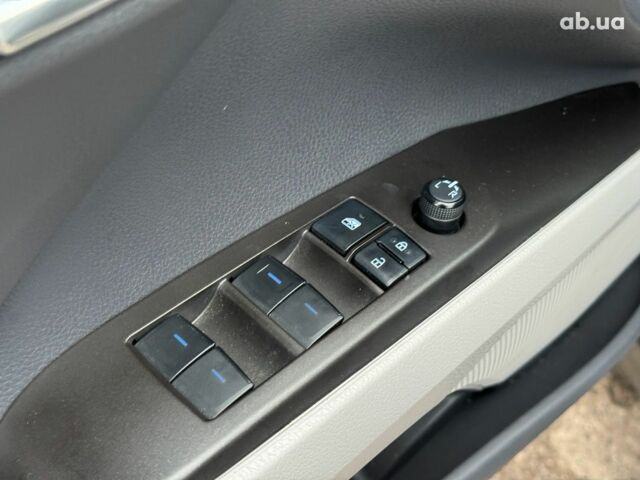 Серый Тойота Камри, объемом двигателя 2.5 л и пробегом 50 тыс. км за 30990 $, фото 14 на Automoto.ua