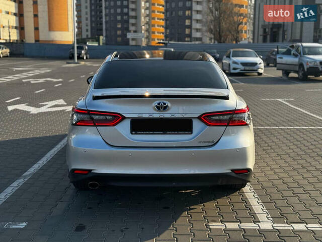 Серый Тойота Камри, объемом двигателя 2.49 л и пробегом 65 тыс. км за 34000 $, фото 5 на Automoto.ua