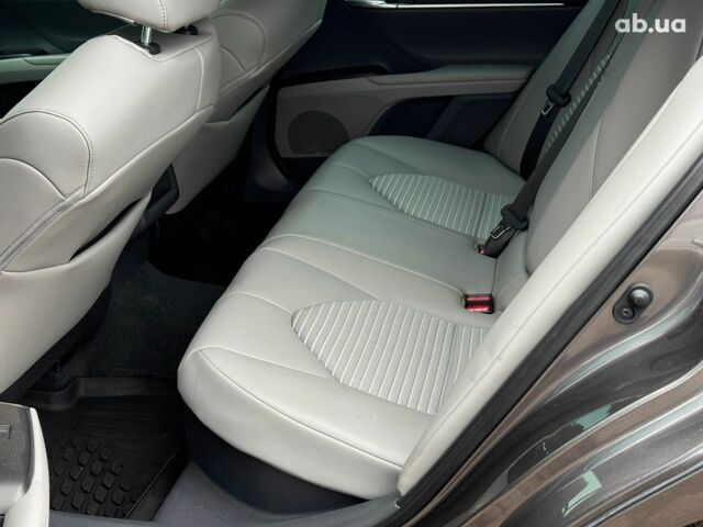 Серый Тойота Камри, объемом двигателя 2.5 л и пробегом 50 тыс. км за 30990 $, фото 19 на Automoto.ua