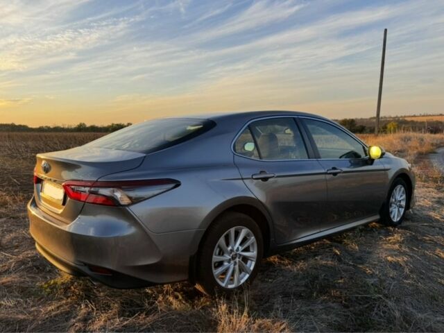 Серый Тойота Камри, объемом двигателя 2.4 л и пробегом 46 тыс. км за 31500 $, фото 1 на Automoto.ua