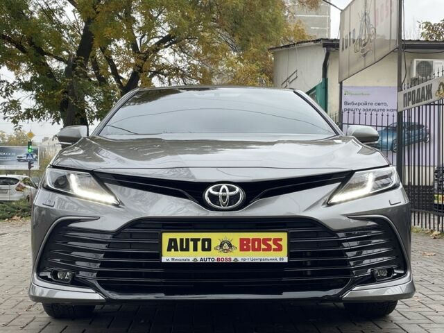 Серый Тойота Камри, объемом двигателя 2.5 л и пробегом 35 тыс. км за 31500 $, фото 4 на Automoto.ua