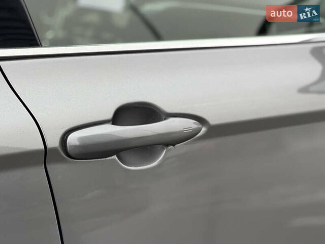 Серый Тойота Камри, объемом двигателя 2.49 л и пробегом 26 тыс. км за 39999 $, фото 13 на Automoto.ua