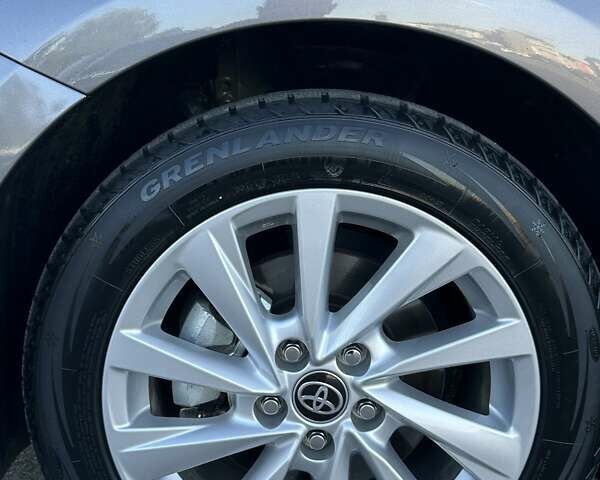 Серый Тойота Камри, объемом двигателя 2.49 л и пробегом 46 тыс. км за 29900 $, фото 18 на Automoto.ua