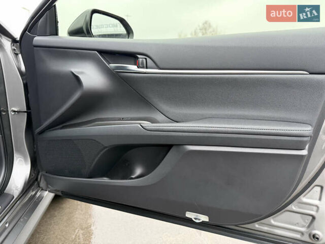 Серый Тойота Камри, объемом двигателя 2.49 л и пробегом 26 тыс. км за 39999 $, фото 52 на Automoto.ua
