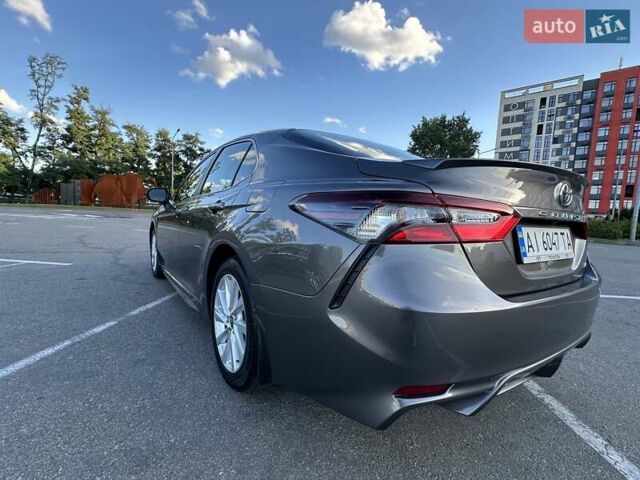 Серый Тойота Камри, объемом двигателя 2.49 л и пробегом 46 тыс. км за 29900 $, фото 9 на Automoto.ua