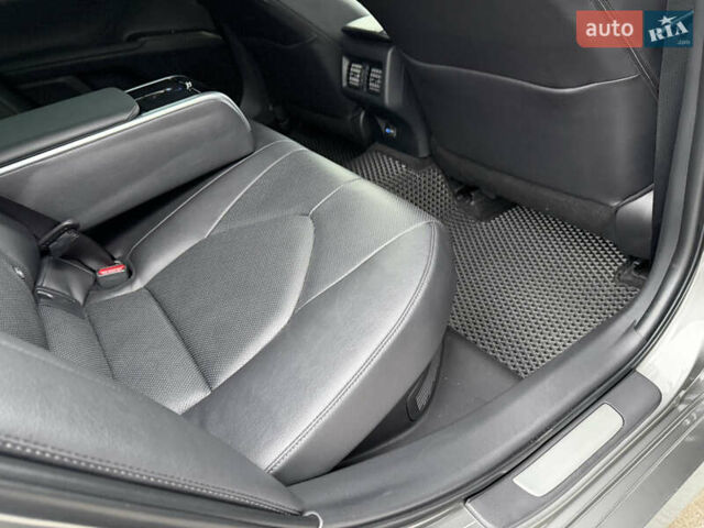 Серый Тойота Камри, объемом двигателя 2.49 л и пробегом 26 тыс. км за 39999 $, фото 49 на Automoto.ua