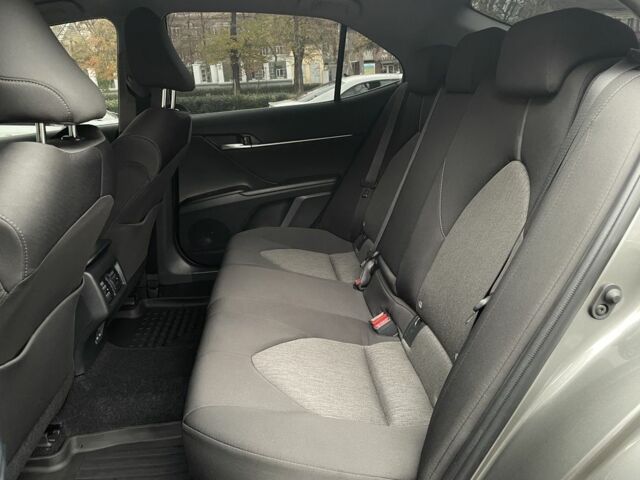 Серый Тойота Камри, объемом двигателя 2.5 л и пробегом 35 тыс. км за 31500 $, фото 12 на Automoto.ua