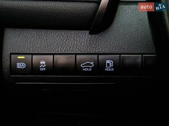 Сірий Тойота Камрі, об'ємом двигуна 2.49 л та пробігом 31 тис. км за 31990 $, фото 59 на Automoto.ua