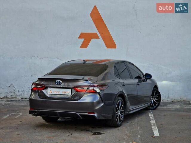 Сірий Тойота Камрі, об'ємом двигуна 2.49 л та пробігом 31 тис. км за 31990 $, фото 29 на Automoto.ua