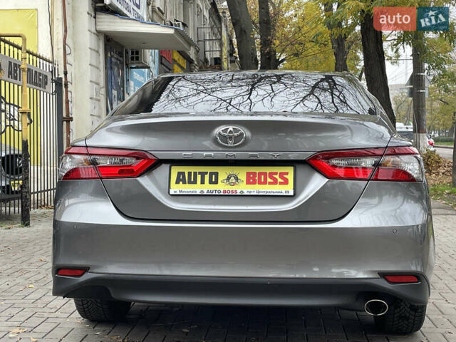 Серый Тойота Камри, объемом двигателя 2.5 л и пробегом 35 тыс. км за 31500 $, фото 8 на Automoto.ua
