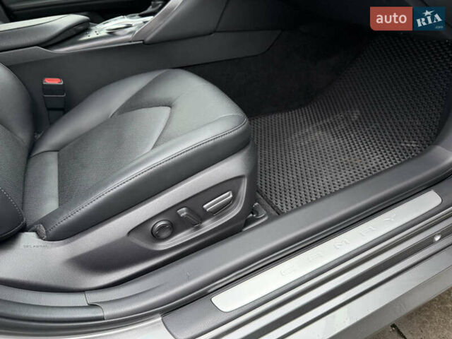 Серый Тойота Камри, объемом двигателя 2.49 л и пробегом 26 тыс. км за 39999 $, фото 53 на Automoto.ua