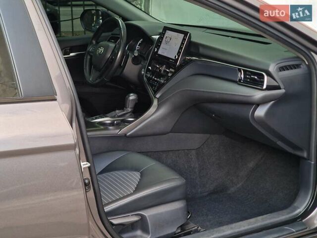 Сірий Тойота Камрі, об'ємом двигуна 2.49 л та пробігом 31 тис. км за 31990 $, фото 50 на Automoto.ua
