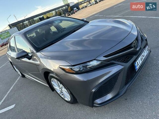 Серый Тойота Камри, объемом двигателя 2.49 л и пробегом 46 тыс. км за 29900 $, фото 3 на Automoto.ua