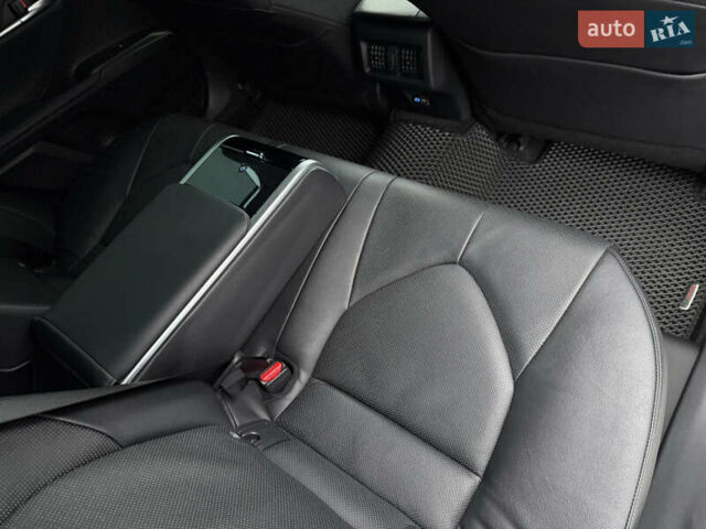 Серый Тойота Камри, объемом двигателя 2.49 л и пробегом 26 тыс. км за 39999 $, фото 48 на Automoto.ua