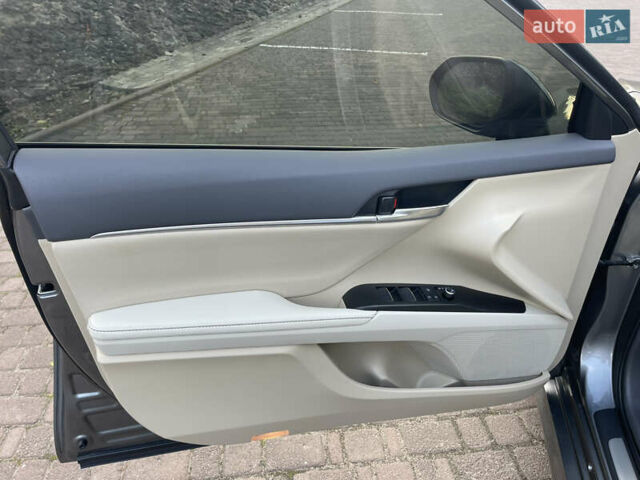 Серый Тойота Камри, объемом двигателя 2.49 л и пробегом 18 тыс. км за 30800 $, фото 18 на Automoto.ua