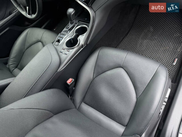 Серый Тойота Камри, объемом двигателя 2.49 л и пробегом 26 тыс. км за 39999 $, фото 54 на Automoto.ua