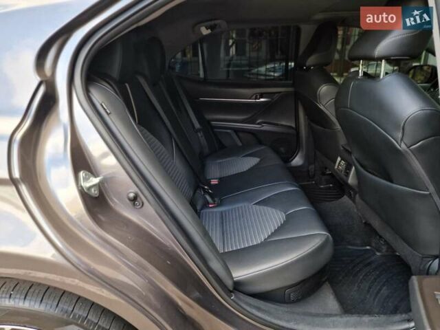 Сірий Тойота Камрі, об'ємом двигуна 2.49 л та пробігом 31 тис. км за 31990 $, фото 54 на Automoto.ua