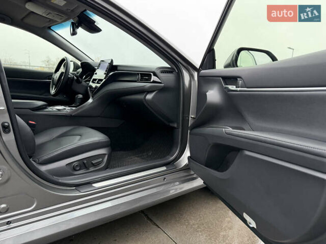 Серый Тойота Камри, объемом двигателя 2.49 л и пробегом 26 тыс. км за 39999 $, фото 57 на Automoto.ua