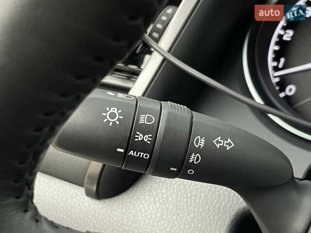 Серый Тойота Камри, объемом двигателя 2.5 л и пробегом 35 тыс. км за 31500 $, фото 23 на Automoto.ua