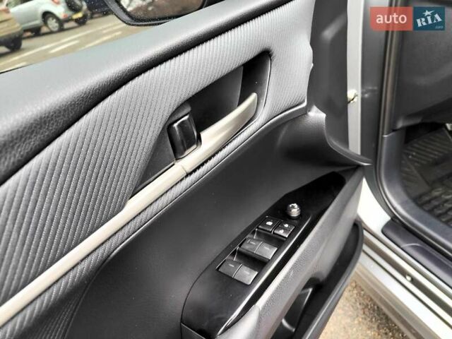 Серый Тойота Камри, объемом двигателя 2.5 л и пробегом 21 тыс. км за 39990 $, фото 47 на Automoto.ua
