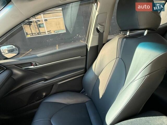 Серый Тойота Камри, объемом двигателя 2.49 л и пробегом 32 тыс. км за 31000 $, фото 15 на Automoto.ua