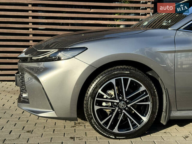 Серый Тойота Камри, объемом двигателя 2.49 л и пробегом 23 тыс. км за 47900 $, фото 4 на Automoto.ua