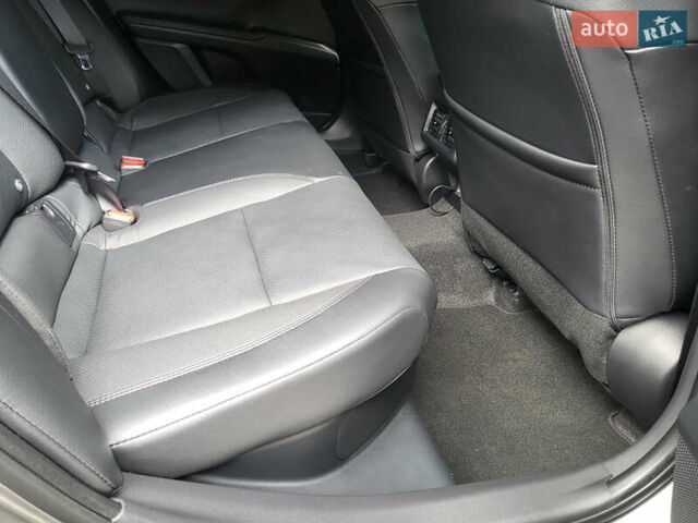 Сірий Тойота Камрі, об'ємом двигуна 2.49 л та пробігом 4 тис. км за 50999 $, фото 44 на Automoto.ua