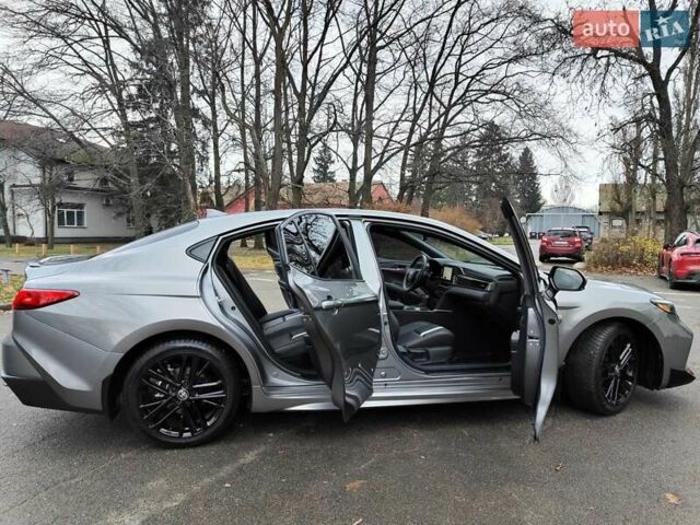 Серый Тойота Камри, объемом двигателя 2.5 л и пробегом 21 тыс. км за 39990 $, фото 22 на Automoto.ua