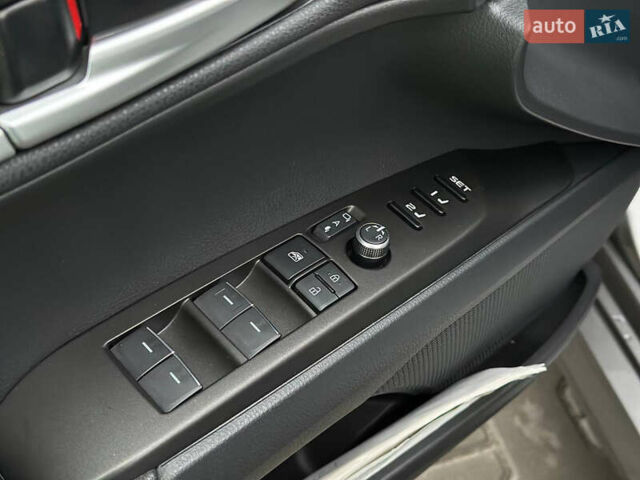 Серый Тойота Камри, объемом двигателя 2.49 л и пробегом 36 тыс. км за 48999 $, фото 18 на Automoto.ua