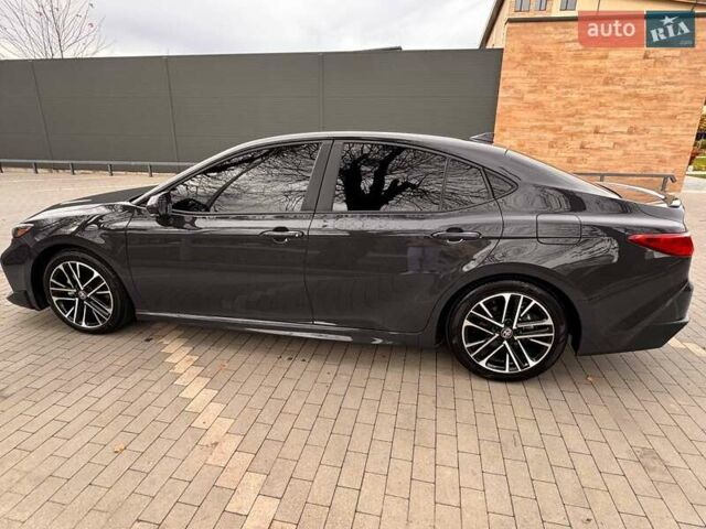 Серый Тойота Камри, объемом двигателя 2.49 л и пробегом 105 тыс. км за 35000 $, фото 10 на Automoto.ua