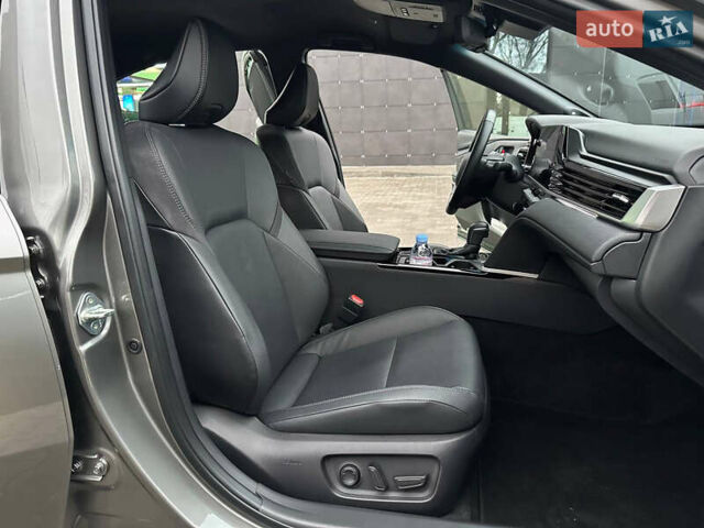 Серый Тойота Камри, объемом двигателя 2.49 л и пробегом 36 тыс. км за 48999 $, фото 32 на Automoto.ua