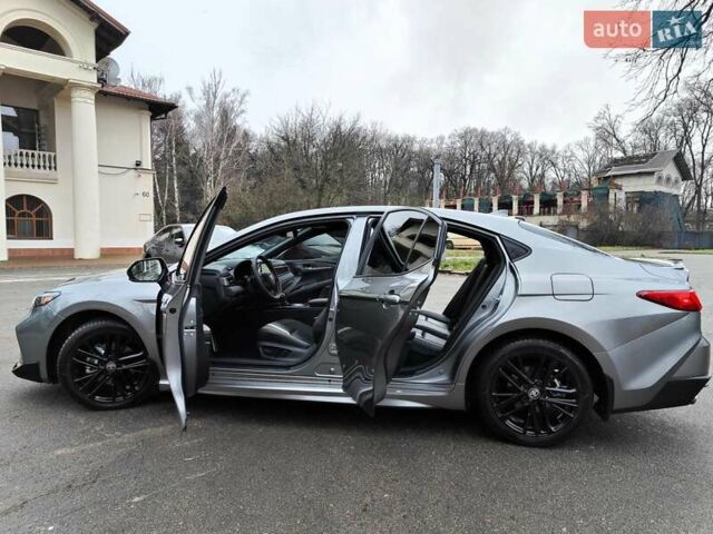 Серый Тойота Камри, объемом двигателя 2.5 л и пробегом 21 тыс. км за 39990 $, фото 7 на Automoto.ua