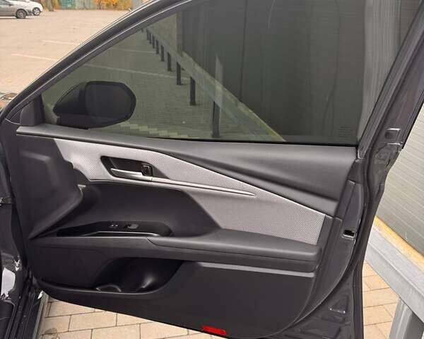 Серый Тойота Камри, объемом двигателя 2.49 л и пробегом 105 тыс. км за 35000 $, фото 12 на Automoto.ua