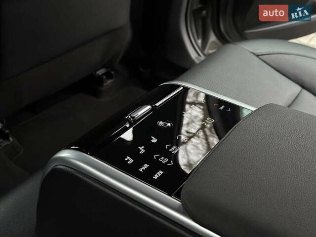 Серый Тойота Камри, объемом двигателя 2.49 л и пробегом 36 тыс. км за 48999 $, фото 23 на Automoto.ua