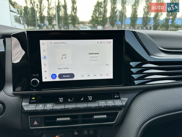 Тойота Камри 2024 в Киеве на Automoto.ua Серый Тойота Камри, объемом двигателя 2.5 л и пробегом 6 тыс. км за 39999 $, фото 8 на Automoto.ua