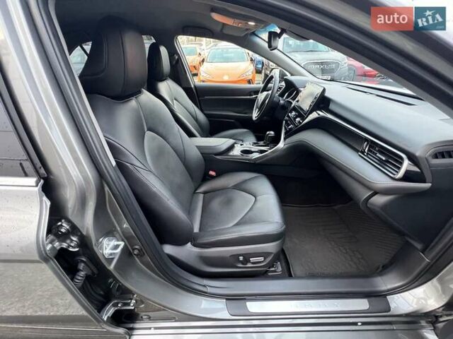 Сірий Тойота Камрі, об'ємом двигуна 2.49 л та пробігом 57 тис. км за 32466 $, фото 25 на Automoto.ua