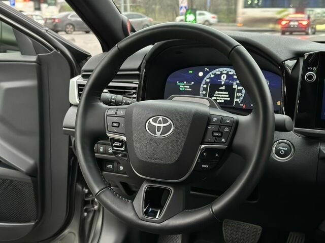 Сірий Тойота Камрі, об'ємом двигуна 2.5 л та пробігом 36 тис. км за 48999 $, фото 13 на Automoto.ua