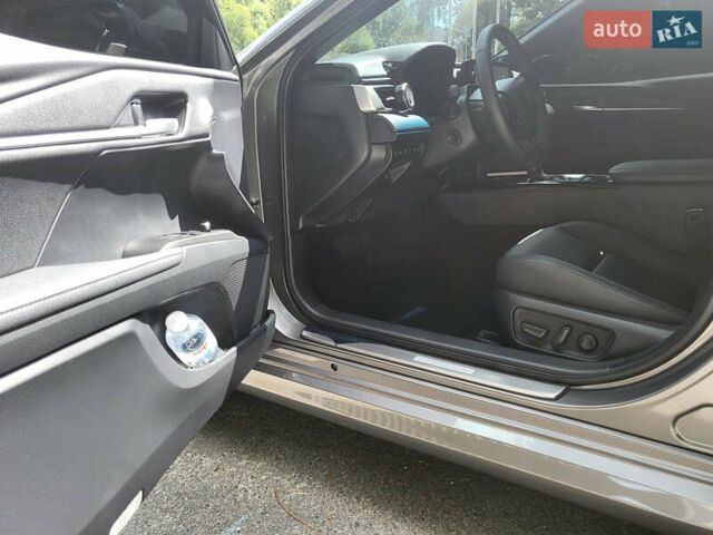 Сірий Тойота Камрі, об'ємом двигуна 2.49 л та пробігом 4 тис. км за 50999 $, фото 7 на Automoto.ua