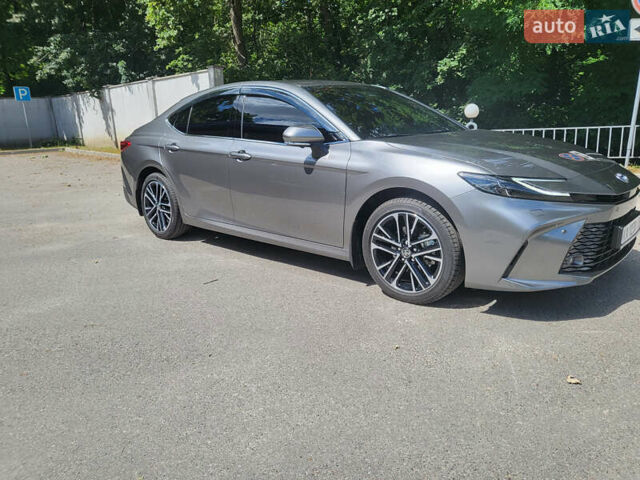 Сірий Тойота Камрі, об'ємом двигуна 2.49 л та пробігом 4 тис. км за 50999 $, фото 47 на Automoto.ua