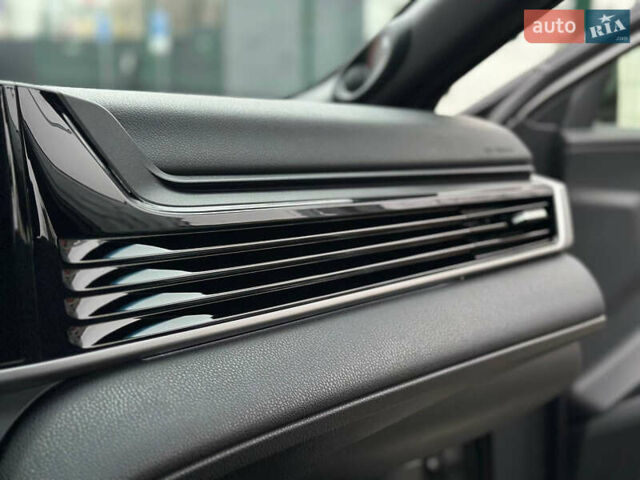 Серый Тойота Камри, объемом двигателя 2.49 л и пробегом 36 тыс. км за 48999 $, фото 43 на Automoto.ua