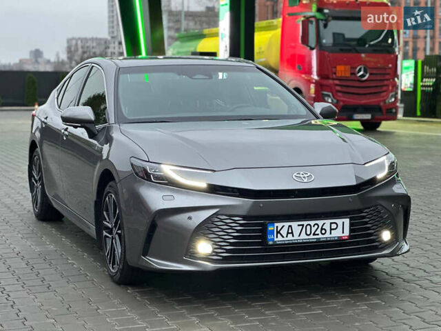 Серый Тойота Камри, объемом двигателя 2.49 л и пробегом 36 тыс. км за 48999 $, фото 4 на Automoto.ua
