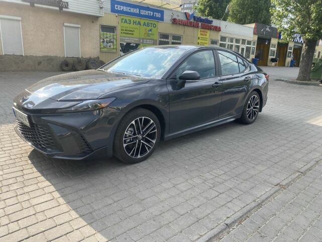 Тойота Камри 2024 в Одессе на Automoto.ua Серый Тойота Камри, объемом двигателя 2.4 л и пробегом 3 тыс. км за 39999 $, фото 4 на Automoto.ua