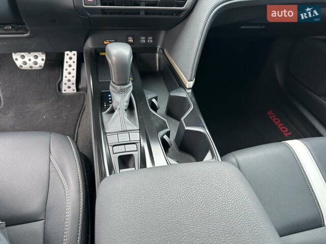 Тойота Камри 2024 в Киеве на Automoto.ua Серый Тойота Камри, объемом двигателя 2.5 л и пробегом 6 тыс. км за 39999 $, фото 6 на Automoto.ua