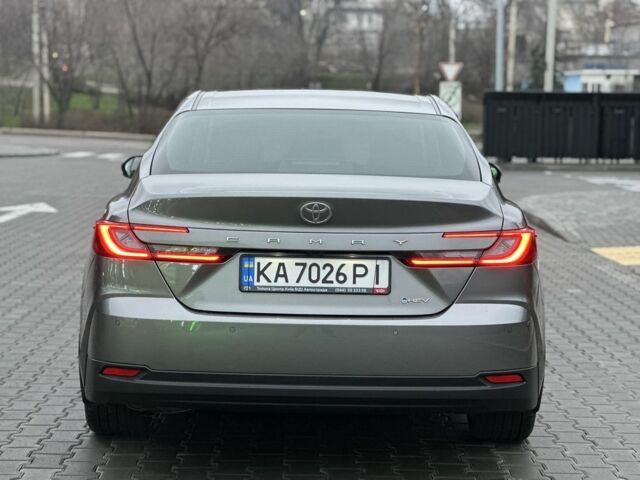 Сірий Тойота Камрі, об'ємом двигуна 2.5 л та пробігом 36 тис. км за 48999 $, фото 2 на Automoto.ua