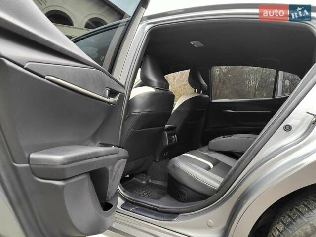 Серый Тойота Камри, объемом двигателя 2.5 л и пробегом 21 тыс. км за 39990 $, фото 54 на Automoto.ua