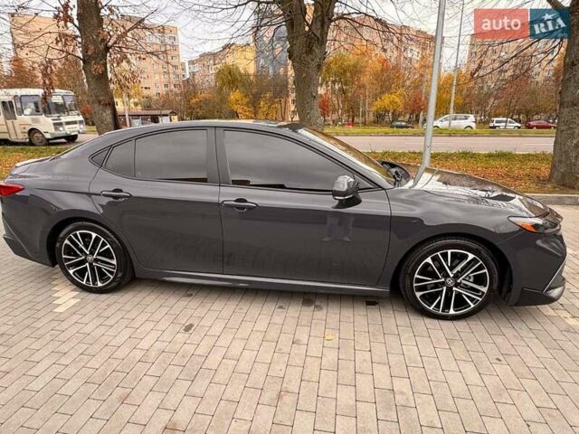 Серый Тойота Камри, объемом двигателя 2.49 л и пробегом 105 тыс. км за 35000 $, фото 9 на Automoto.ua