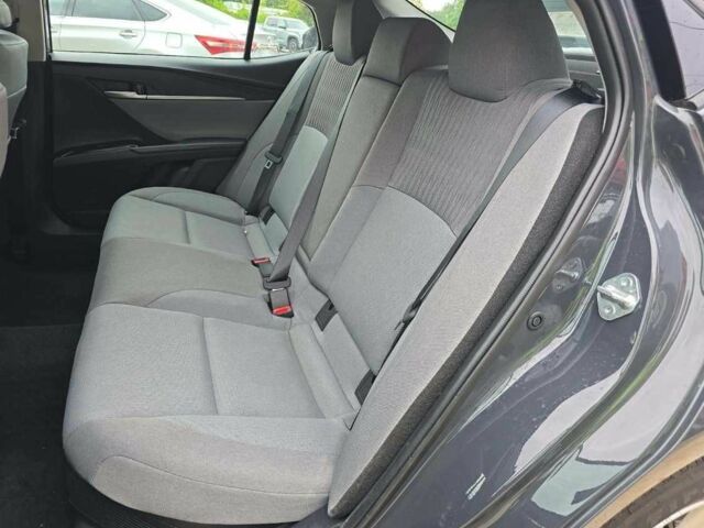 Сірий Тойота Камрі, об'ємом двигуна 0 л та пробігом 12 тис. км за 28000 $, фото 8 на Automoto.ua